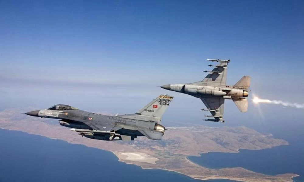 Αιγαίο: Παραβάσεις και εικονικές αερομαχίες από τουρκικά μαχητικά